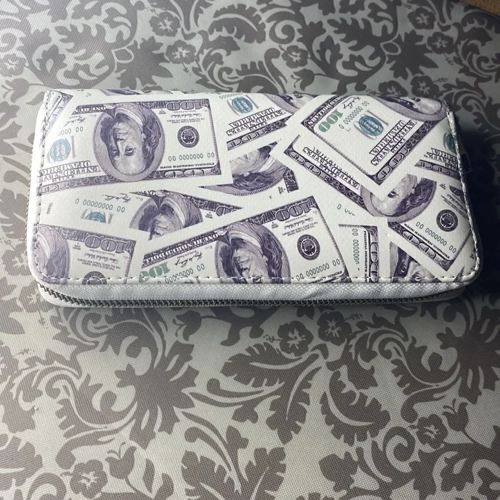Money Money Wallet‎